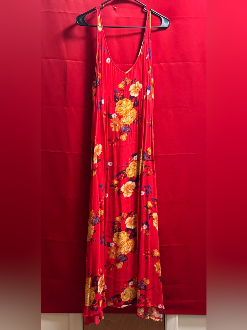 🔥#674- Intimately Free People Red Floral Maxi Dress Boho Flowy Size Medium